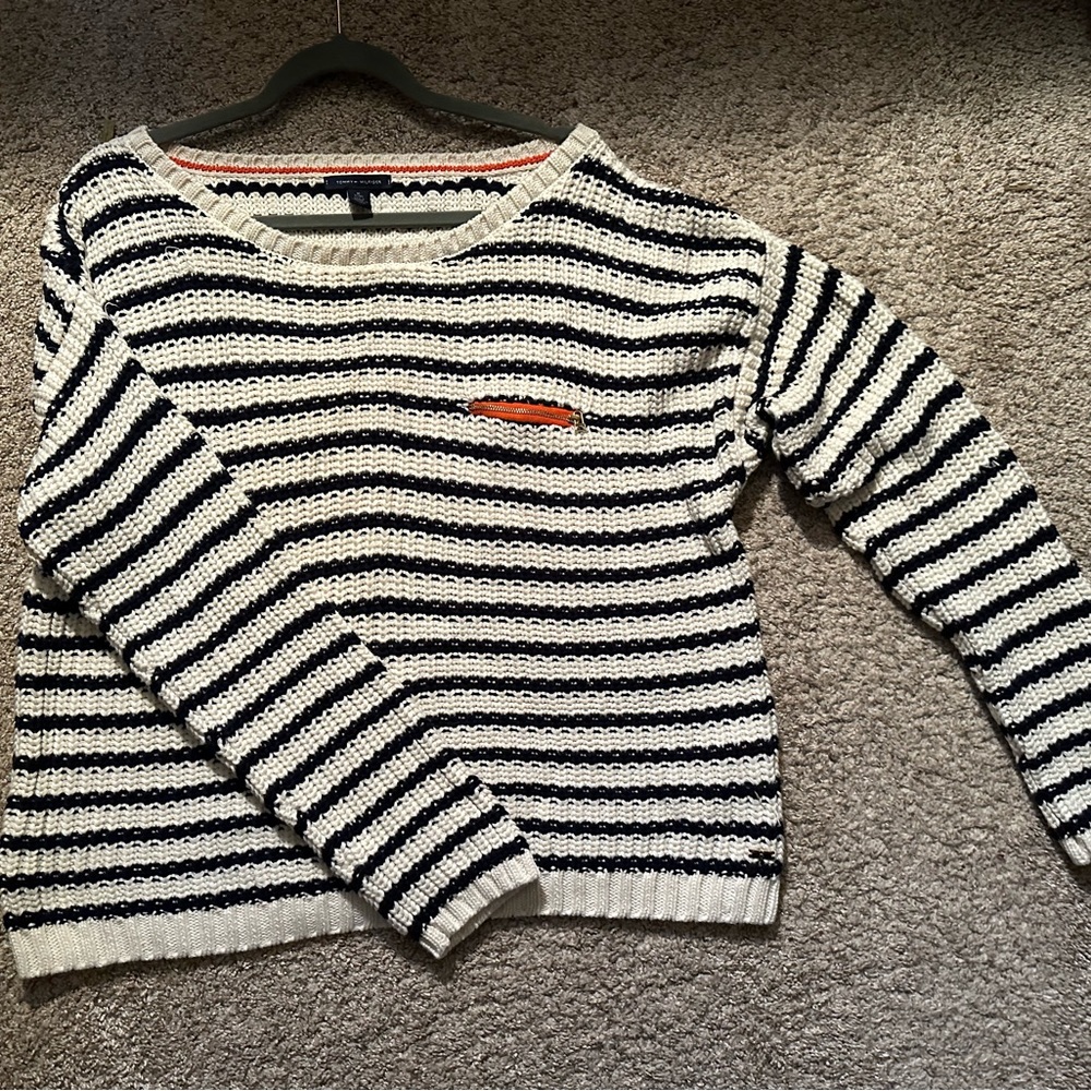 XL Tommy Hilfiger swoop neck knit sweater, Navy & Cream stripes & orange leather